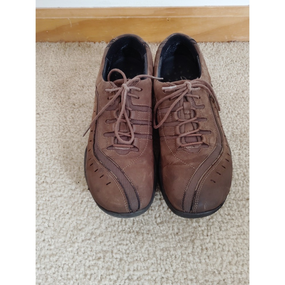 Clarks Wave Walking Shoes Women 8.5M Brown Nubuck Leather 86509 Comfort‎ Travel